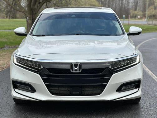 2018 Honda Accord Touring 2.0T
