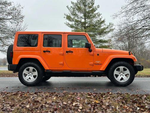 2012 Jeep Wrangler Unlimited Sahara
