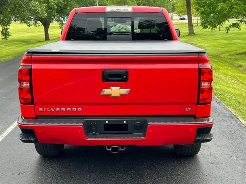 Red 2016 Chevrolet Silverado 1500 2LT