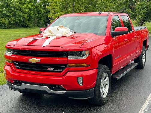 Red 2016 Chevrolet Silverado 1500 2LT