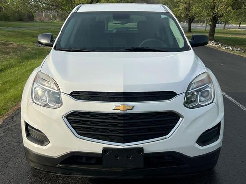 White 2016 Chevrolet Equinox LS