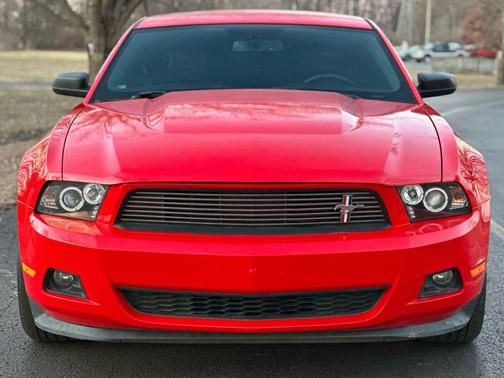2011 Ford Mustang V6 Premium