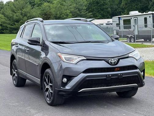 2018 Toyota RAV4 SE