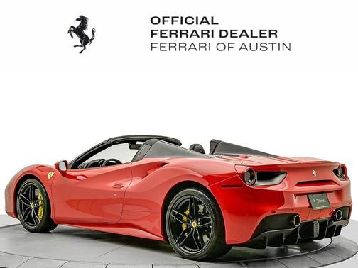 2018 Ferrari 488 Spider Base
