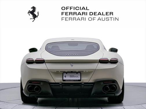 2022 Ferrari Roma Base