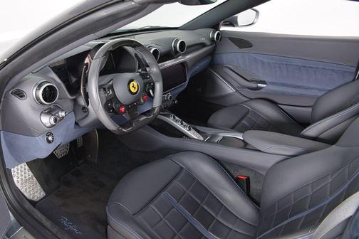 Rosso Corsa 2019 Ferrari Portofino Base