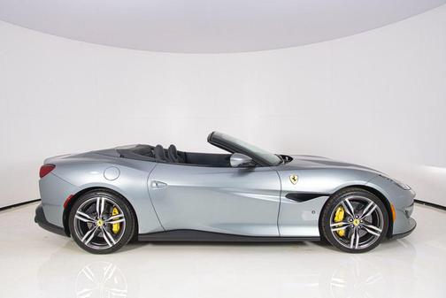 Rosso Corsa 2019 Ferrari Portofino Base