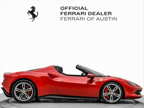 2023 Ferrari 296 GTS base