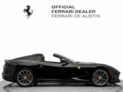 2022 Ferrari 812 GTS Base