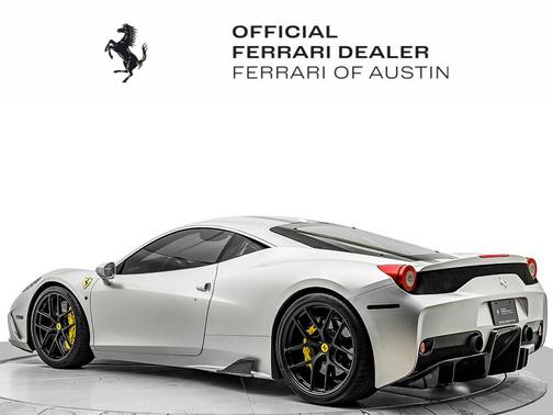Argento 2014 Ferrari 458 Speciale Base