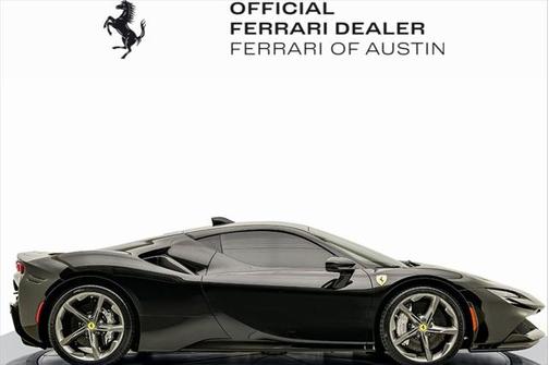 2022 Ferrari SF90 Stradale Coupe