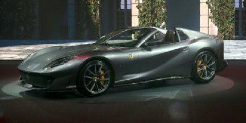 Verde British 2022 Ferrari 812 GTS Convertible
