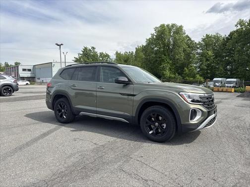 2025 Volkswagen Atlas 2.0T Peak Edition