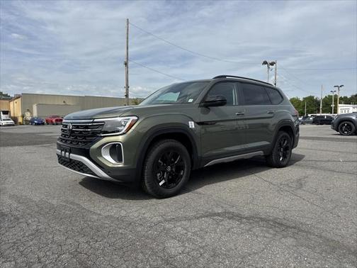 2025 Volkswagen Atlas 2.0T Peak Edition