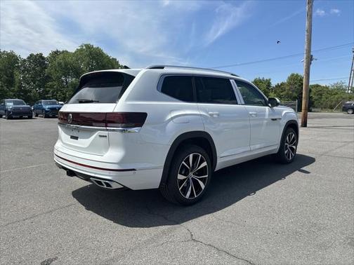 2025 Volkswagen Atlas 2.0T SEL Premium R-Line 4MOTION
