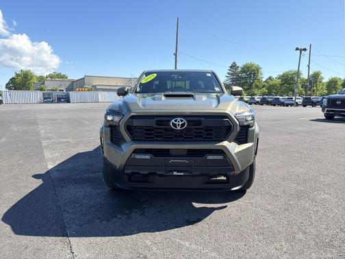 Bronze Oxide 2024 Toyota Tacoma TRD Sport