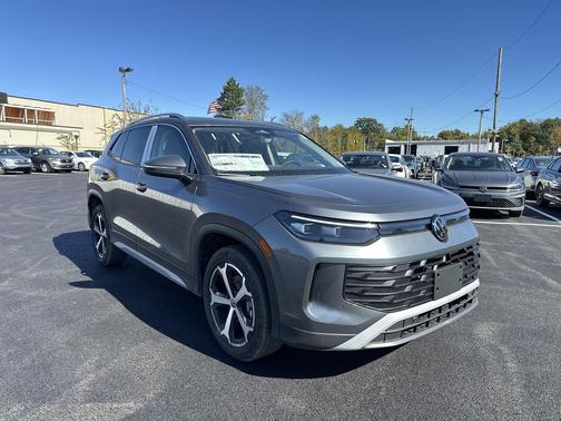 2025 Volkswagen Tiguan 2.0T SE 4MOTION