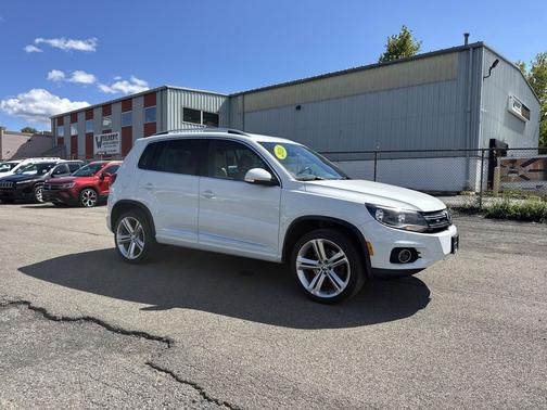 2016 Volkswagen Tiguan R-Line