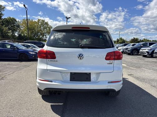 2016 Volkswagen Tiguan R-Line