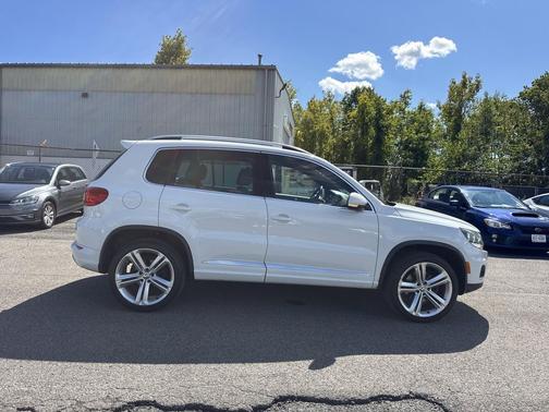 2016 Volkswagen Tiguan R-Line