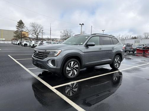 2024 Volkswagen Atlas 2.0T SE w/Technology 4MOTION