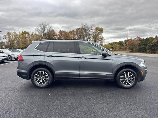 2020 Volkswagen Tiguan 2.0T SE 4MOTION