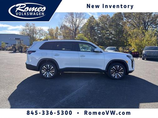 Opal White Pearl 2027 Volkswagen Atlas 2.0T SE w/Technology 4MOTION