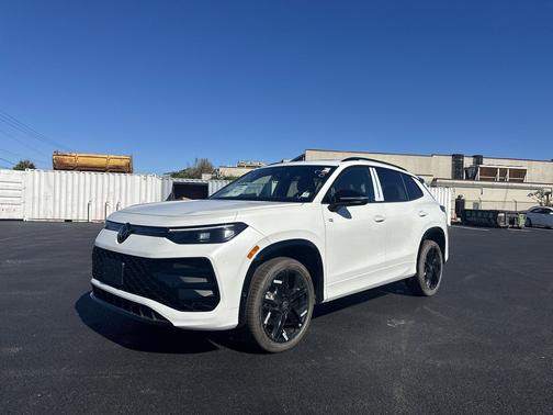 2025 Volkswagen Tiguan 2.0T SE R-Line Black 4MOTION