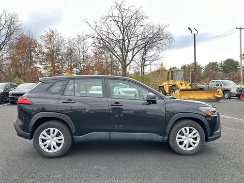 2024 Toyota Corolla Cross L