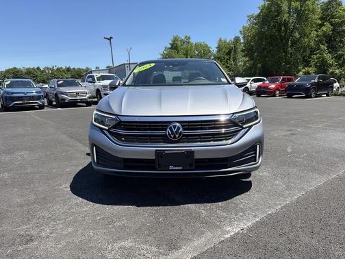 Pyrite Silver Metallic 2024 Volkswagen Jetta 1.5T SEL