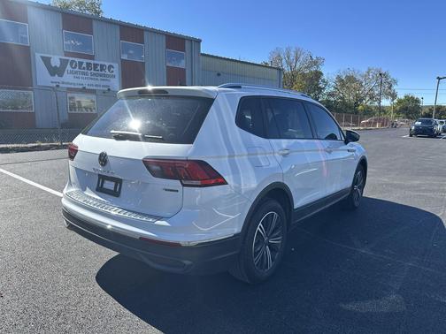 2024 Volkswagen Tiguan 2.0T Wolfsburg Edition