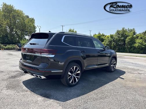 2026 Volkswagen Atlas 2.0T SEL Premium R-Line 4MOTION