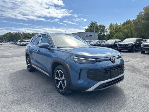 2025 Volkswagen Tiguan 2.0T SE 4MOTION