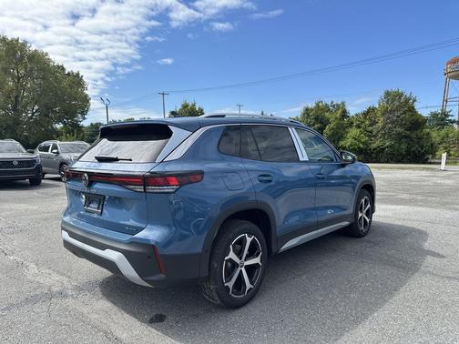 2025 Volkswagen Tiguan 2.0T SE 4MOTION