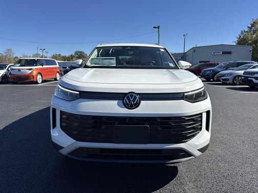 2025 Volkswagen Tiguan 2.0T SE 4MOTION