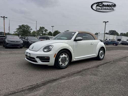 2018 Volkswagen Beetle 2.0T Coast