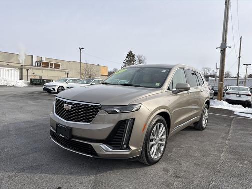 2022 Cadillac XT6 Premium Luxury AWD