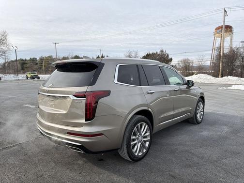 2022 Cadillac XT6 Premium Luxury AWD