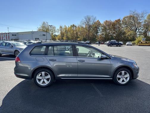 2016 Volkswagen Golf SportWagen TSI Limited Edition