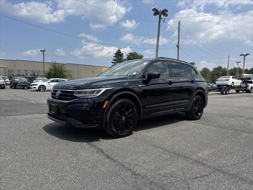 2022 Volkswagen Tiguan 2.0T SE R-Line Black 4MOTION