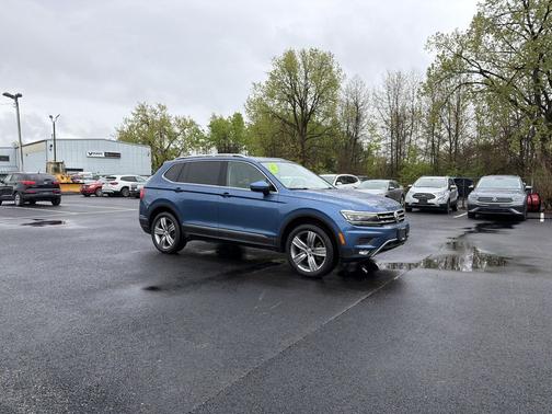 Stone Blue Metallic 2019 Volkswagen Tiguan 2.0T SEL