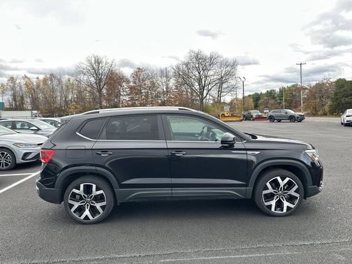 2022 Volkswagen Taos 1.5T SEL