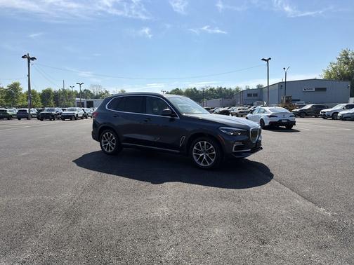 Arctic Gray Metallic 2019 BMW X5 xDrive40i