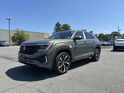 2025 Volkswagen Atlas Cross Sport 2.0T SEL Premium