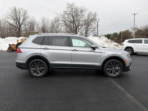 2022 Volkswagen Tiguan 2.0T SE 4MOTION