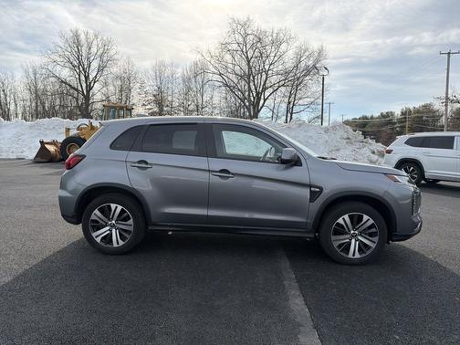 2024 Mitsubishi Outlander Sport 2.0 ES