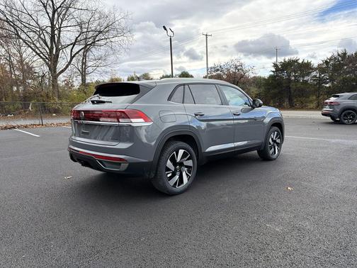 2026 Volkswagen Atlas Cross Sport 2.0T SE w/Technology 4MOTION