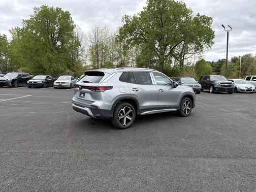 pyrite silver metallic 2026 Volkswagen Tiguan 2.0T SE 4MOTION