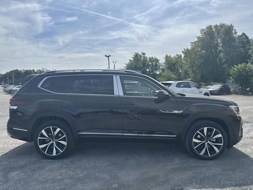 2026 Volkswagen Atlas 2.0T SEL Premium R-Line 4MOTION