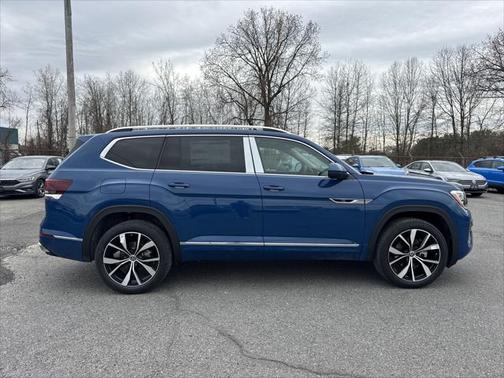 2025 Volkswagen Atlas 2.0T SEL Premium R-Line 4MOTION